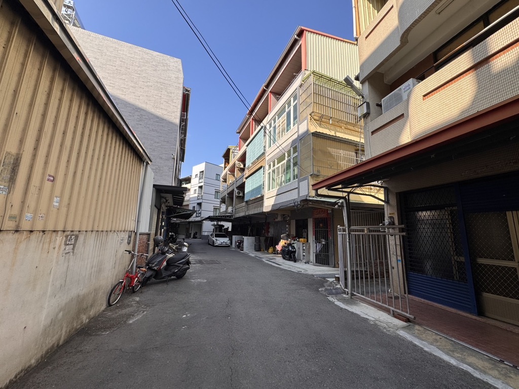 近員農黃昏市場朝南透天